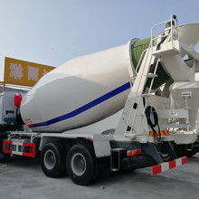 中国重汽杭州发动机配件济南销售中心 车辆动力的坚实后盾